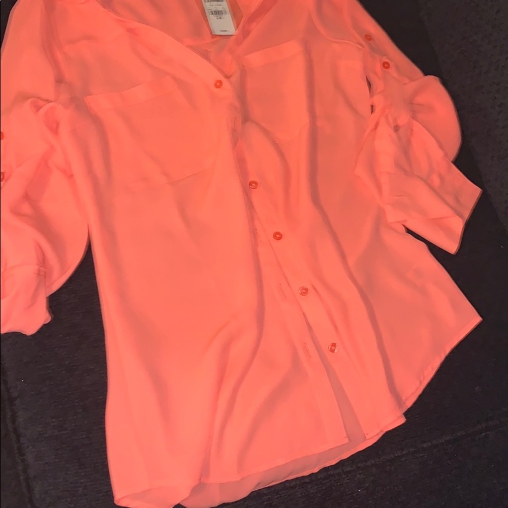 Express button up - Picture 3 of 3